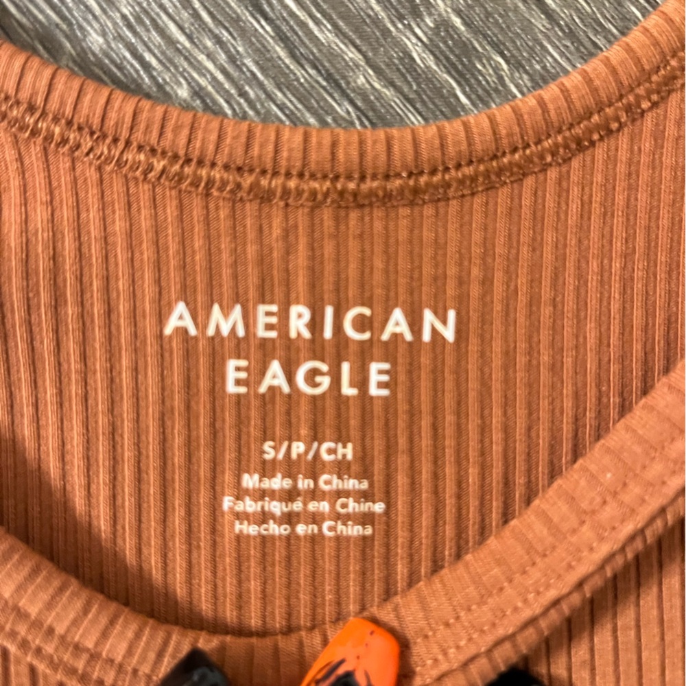 Small, Women’s American Eagle bodysuit, color: sienna